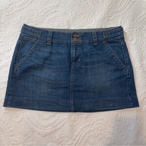 Gap Vintage Y2K Denim Mini Skirt. Size: 10.
